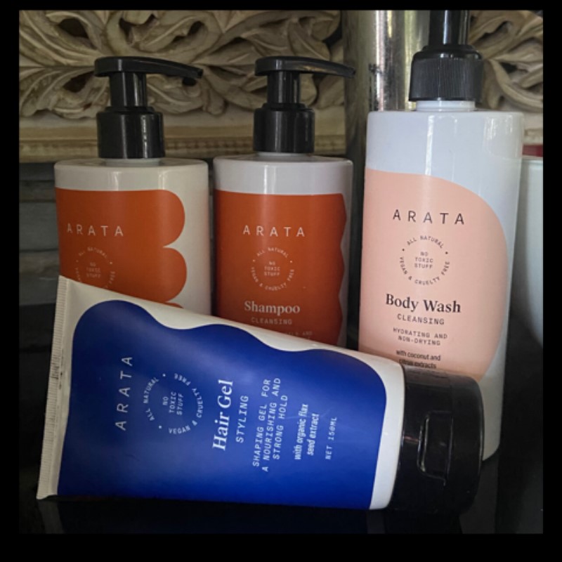 Arata + body wash + Natural Hydrating & Non-Drying Body Wash With Coconut & Citrus Extracts For Men & Women + 300 ML + online
